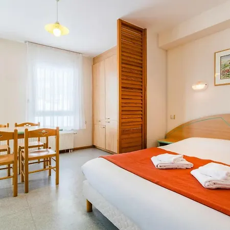 Apartment Holiday Els031001 Syb